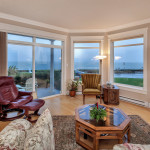 9458 Lochside Drive | Sidney, BC | Gay Helmsing & Anthea Helmsing | www.helmsinghomesforsale.com