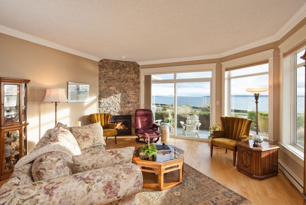 9458 Lochside Drive | Sidney, BC | Gay Helmsing & Anthea Helmsing | www.helmsinghomesforsale.com